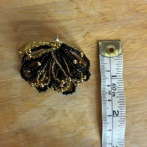 Vintage Women’s Black and Gold Looped Seed Bead Post Style Statement Earrings - Picture 4 of 4